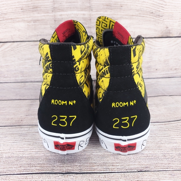 New Vans The Shining SK8 HI Horror Pack Yellow Stephen King Size 10.5 US - Picture 4 of 7